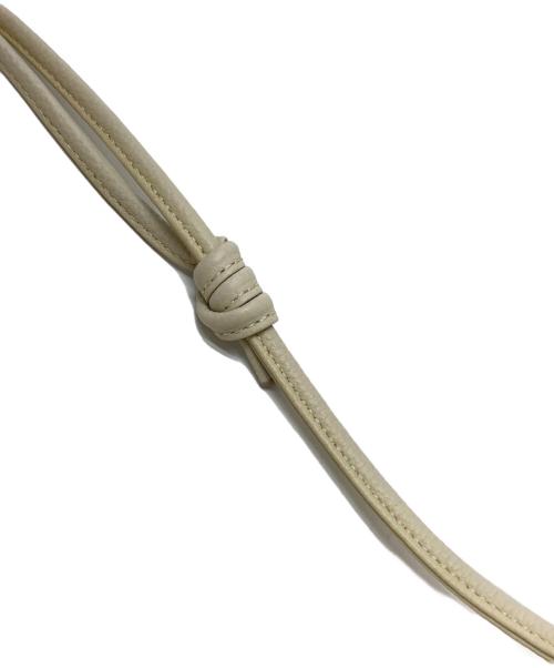 POLENE（ポレーヌ）POLENE (ポレーヌ) BERI フルグレインテクスチャードカーフレザーショルダーバッグ ホワイトの古着・服飾アイテム