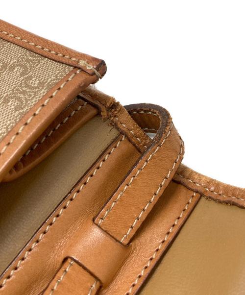 CELINE（セリーヌ）CELINE (セリーヌ) トリオンフショルダーバッグ ブラウンの古着・服飾アイテム