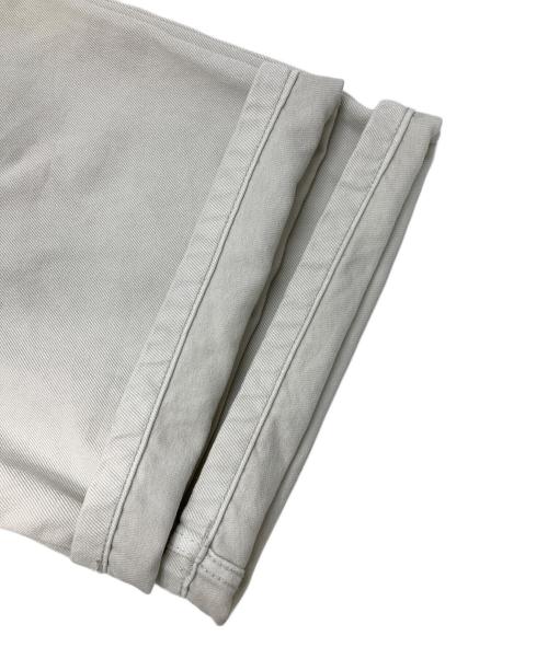 Mila Owen（ミラオーウェン）Mila Owen (ミラオーウェン) ルーズフィットバギーデニムパンツ ホワイトの古着・服飾アイテム