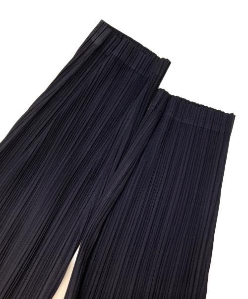 PLEATS PLEASE（プリーツプリーズ）PLEATS PLEASE (プリーツプリーズ) クロップドプリーツパンツ ネイビー サイズ:2の古着・服飾アイテム