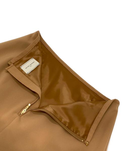 UNITED ARROWS TOKYO（ユナイテッドアローズトウキョウ）UNITED ARROWS TOKYO (ユナイテッドアローズトウキョウ) スカート ベージュ サイズ:40 未使用品の古着・服飾アイテム