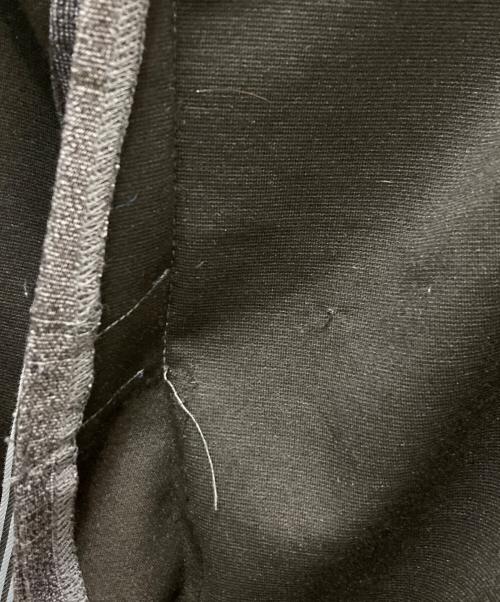 MEN'S BIGI（メンズビギ）MEN'S BIGI (メンズビギ) エクストラTRジャージヘリンボーンプリントセットアップ グレー サイズ:03の古着・服飾アイテム