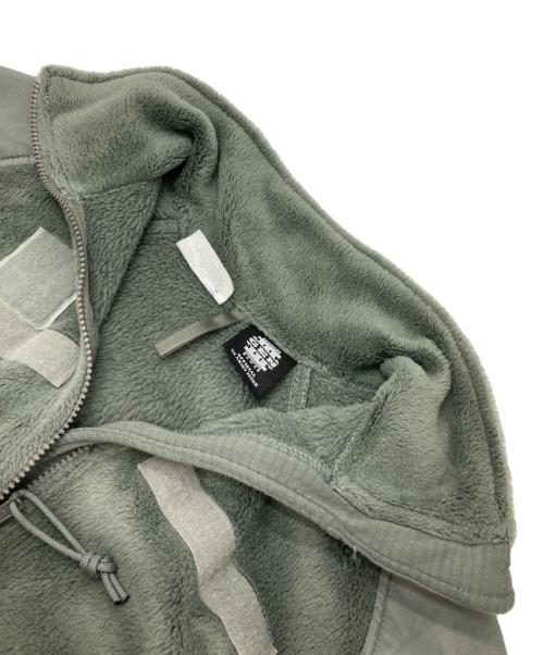 US ARMY（ユーエスアーミー）US ARMY (ユーエスアーミー) ECWCS COLD WEATHER FLEECE JACKET グリーン サイズ:medium regularの古着・服飾アイテム