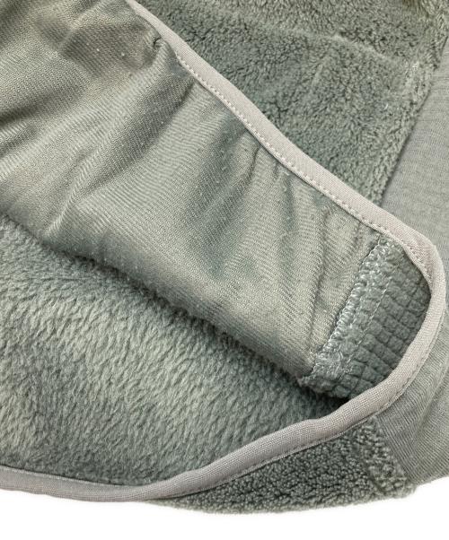 US ARMY（ユーエスアーミー）US ARMY (ユーエスアーミー) ECWCS COLD WEATHER FLEECE JACKET グリーン サイズ:medium regularの古着・服飾アイテム