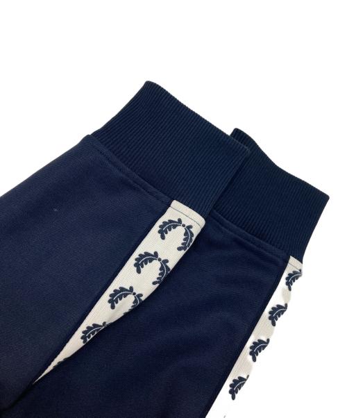 FRED PERRY（フレッドペリー）FRED PERRY (フレッドペリー) テープドトラックジャケット ネイビー サイズ:Sの古着・服飾アイテム