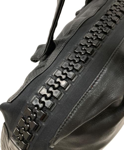 kawa-kawa（カワカワ）kawa-kawa (カワカワ) レザーバッグ ブラックの古着・服飾アイテム