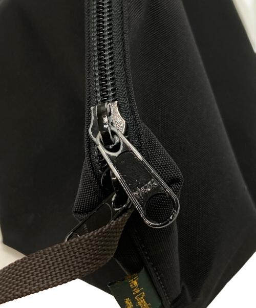 Herve Chapelier（エルベシャプリエ）Herve Chapelier (エルベシャプリエ) ナイロン舟型ショルダーバッグS ブラックの古着・服飾アイテム