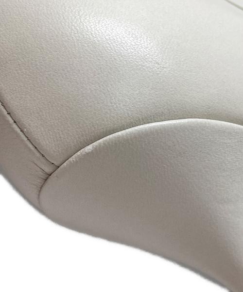 DSQUARED2（ディースクエアード）DSQUARED2 (ディースクエアード) シャーリングブーツ アイボリー サイズ:39の古着・服飾アイテム