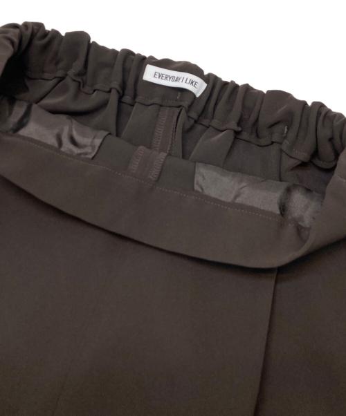 EVERYDAY I LIKE.（エヴリデイ アイ ライク）EVERYDAY I LIKE. (エヴリデイ アイ ライク) 追加イージーワイドパンツ ブラウン サイズ:34の古着・服飾アイテム