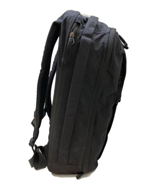 EVERGOODS（エバーグッズ）EVERGOODS (エバーグッズ) Civic Half Zip 22 L Backpac ブラックの古着・服飾アイテム