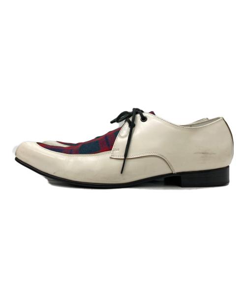 COMME des GARCONS HOMME PLUS（コムデギャルソンオムプリュス）COMME des GARCONS HOMME PLUS (コムデギャルソンオムプリュス) ポインテッドトゥシューズ ホワイト×レッド サイズ:27の古着・服飾アイテム