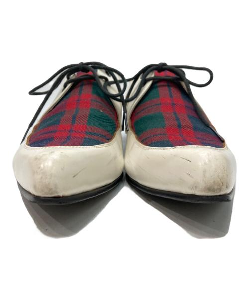 COMME des GARCONS HOMME PLUS（コムデギャルソンオムプリュス）COMME des GARCONS HOMME PLUS (コムデギャルソンオムプリュス) ポインテッドトゥシューズ ホワイト×レッド サイズ:27の古着・服飾アイテム