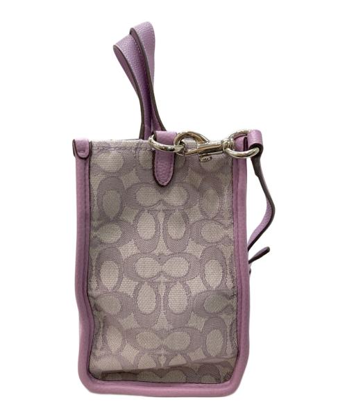 COACH（コーチ）COACH (コーチ) デンプシー キャリーオール シグネチャー ジャカード ウィズ ストライプ アンド コーチ パッチ ピンクの古着・服飾アイテム