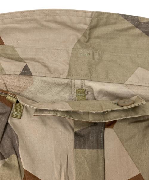 Swedish Army（スウェーデン軍）Swedish Army (スウェーデン軍) デザートカモパンツ ベージュ サイズ:180の古着・服飾アイテム