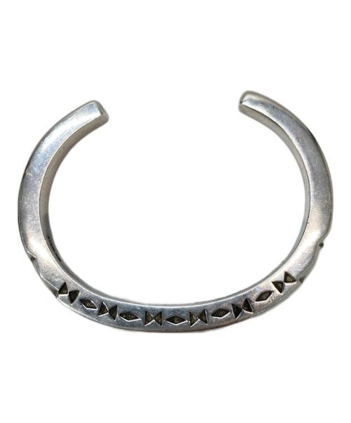 Navajo（ナバホ）NAVAJO (ナバホ) スクエアワイヤー バングル シルバーの古着・服飾アイテム