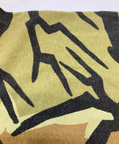 PREDATOR CAMOUFLAGE（プレデター カモフラージュ）PREDATOR CAMOUFLAGE (プレデター カモフラージュ) プレデターカモロングスリーブカットソー ブラウン サイズ:XXLの古着・服飾アイテム