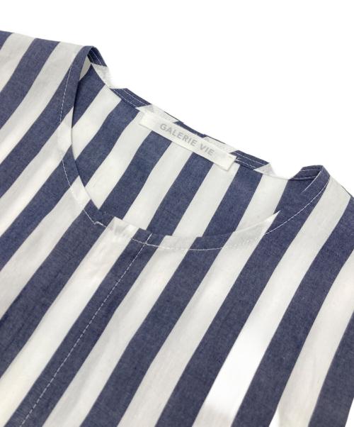 GALERIE VIE（ギャルリーヴィー）GALERIE VIE (ギャルリーヴィー) ストライプブロード プリーツワンピース ブルー サイズ:FREEの古着・服飾アイテム