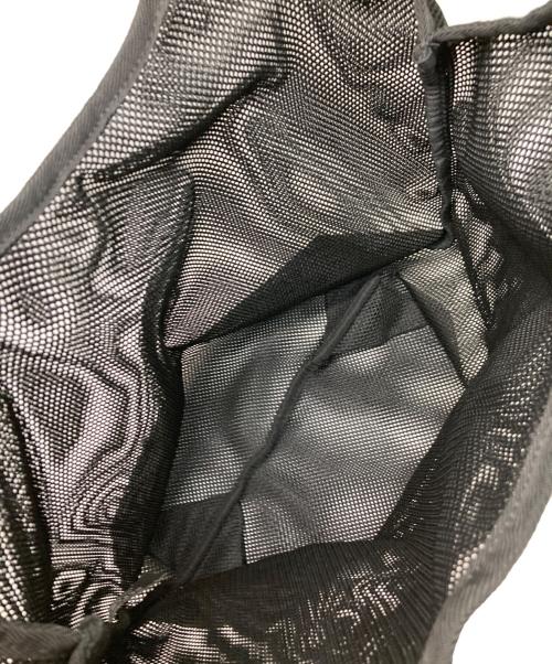 A.P.C.（アーペーセー）A.P.C. (アーペーセー) メッシュバッグ ブラックの古着・服飾アイテム
