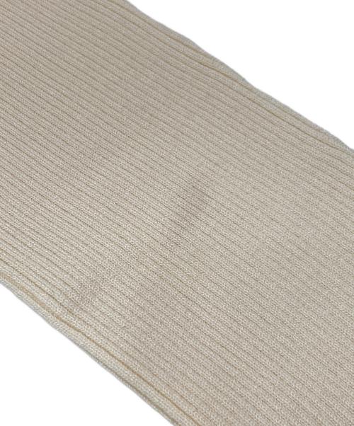 FRAY ID（フレイ アイディー）FRAY ID (フレイ アイディー) ラッフルオフショルニット アイボリー サイズ:FREEの古着・服飾アイテム