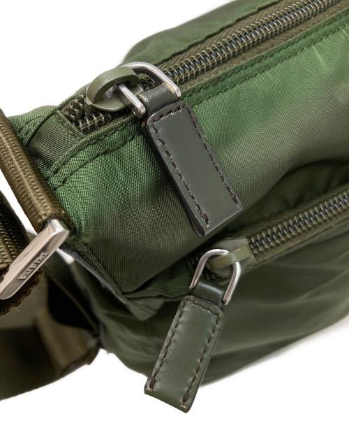 PRADA（プラダ）PRADA (プラダ) ナイロンショルダーバッグ グリーンの古着・服飾アイテム