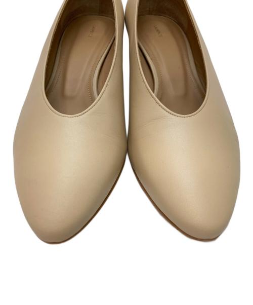 LAURENCE（ロランス）LAURENCE (ロランス) MOCK ARCHパンプス ベージュ サイズ:37 未使用品の古着・服飾アイテム