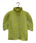 me ISSEY MIYAKEミーイッセイ ミヤケ）の古着「プリーツカットソー」｜黄緑