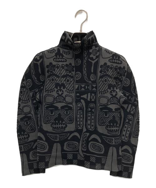 me ISSEY MIYAKE（ミーイッセイ ミヤケ）me ISSEY MIYAKE (ミーイッセイ ミヤケ) トーテムポール柄プリーツカットソー ブラック サイズ:-の古着・服飾アイテム