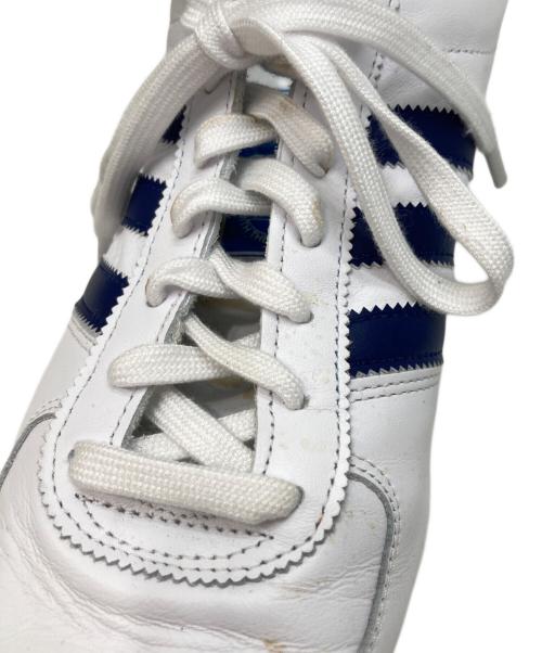 adidas（アディダス）adidas (アディダス) グアムスニーカー ホワイト サイズ:27.5の古着・服飾アイテム