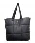 UGG（アグ）の古着「ELLORY PUFF TOTE BAG」｜ブラック