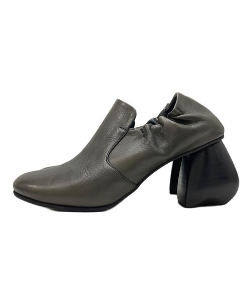 ph7+（ピアッカセッテ）ph7+ (ピアッカセッテ) 太ヒールレザーパンプス カーキ サイズ:37の古着・服飾アイテム