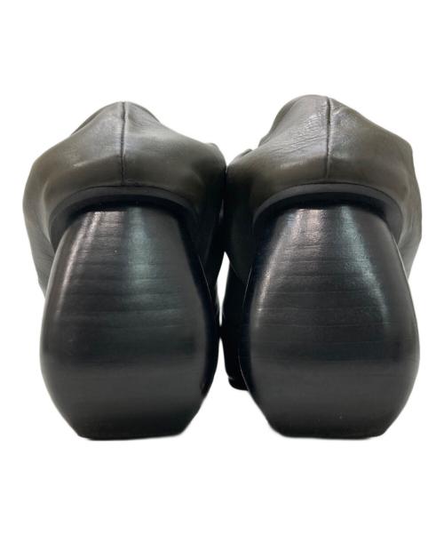 ph7+（ピアッカセッテ）ph7+ (ピアッカセッテ) 太ヒールレザーパンプス カーキ サイズ:37の古着・服飾アイテム