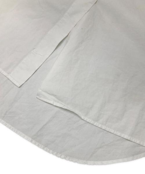 MM6 Maison Margiela（エムエムシックスメゾンマルジェラ）MM6 Maison Margiela (エムエムシックスメゾンマルジェラ) リバースロゴオーバーシャツ ホワイト サイズ:38の古着・服飾アイテム