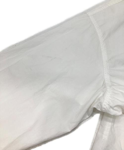MM6 Maison Margiela（エムエムシックスメゾンマルジェラ）MM6 Maison Margiela (エムエムシックスメゾンマルジェラ) リバースロゴオーバーシャツ ホワイト サイズ:38の古着・服飾アイテム