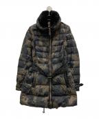 BURBERRY BRITバーバリーブリット）の古着「ファー付カモ柄ダウンジャケット」｜オリーブ