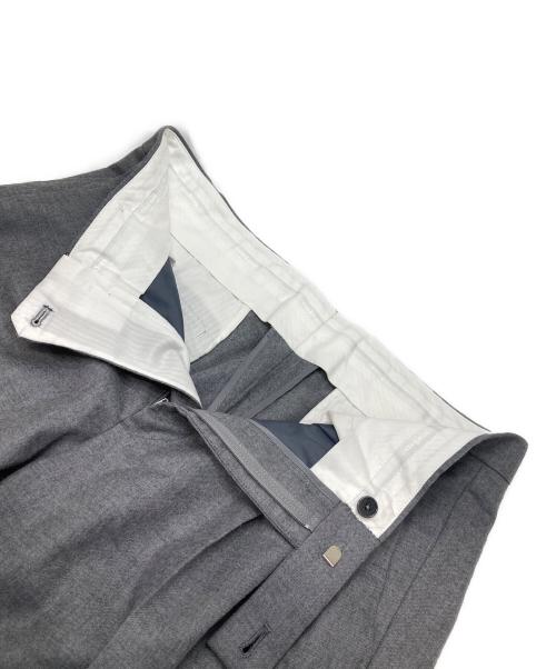 COLONY 2139（コロニートゥーワンスリーナイン）COLONY 2139 (コロニートゥーワンスリーナイン) 2アウトプリーツ スラックス グレー サイズ:4の古着・服飾アイテム