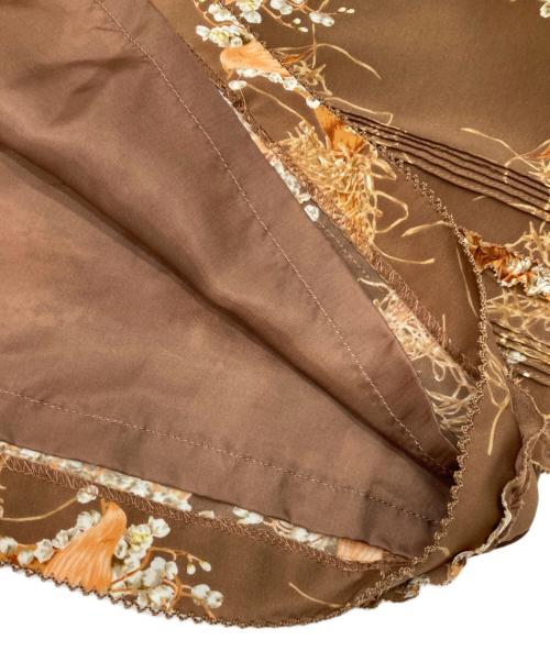 KANEKO ISAO（カネコ イサオ）KANEKO ISAO (カネコ イサオ) フリルフラワースカート ブラウン サイズ:不明（実寸参照）の古着・服飾アイテム