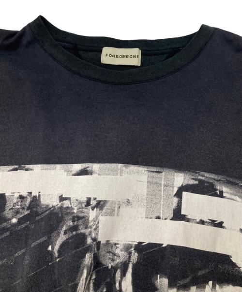 FORSOMEONE（フォーサムワン）FORSOMEONE (フォーサムワン) プリントTシャツ ネイビー サイズ:48の古着・服飾アイテム