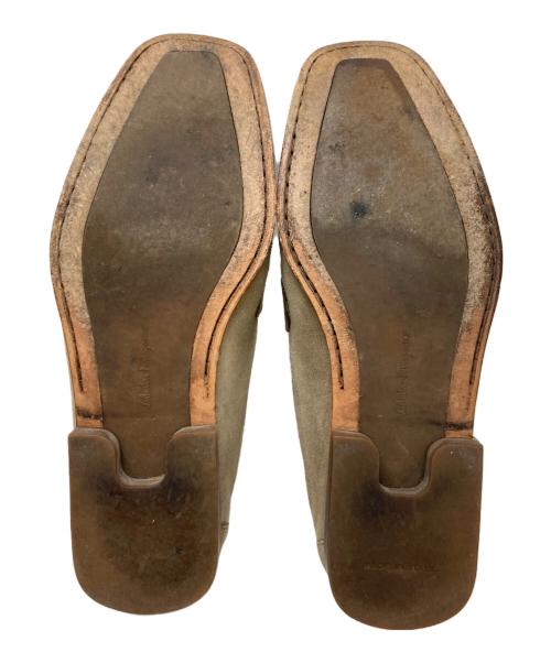 Salvatore Ferragamo（サルヴァトーレ フェラガモ）Salvatore Ferragamo (サルヴァトーレ フェラガモ) ローファー ベージュ サイズ:6 1/2 EEの古着・服飾アイテム