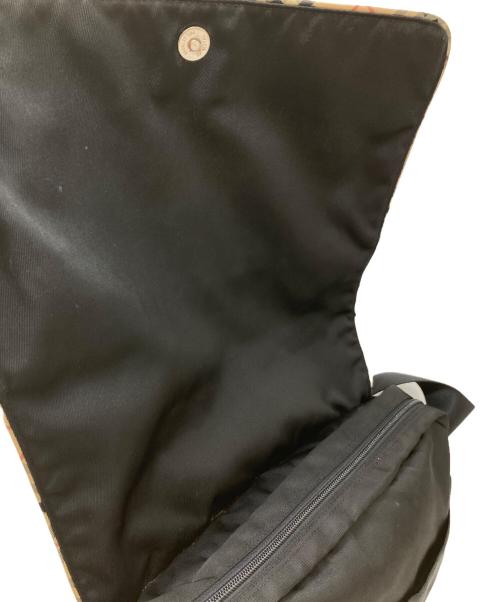 BURBERRY BLUE LABEL（バーバリーロンドンブルーレーベル）BURBERRY BLUE LABEL (バーバリーロンドンブルーレーベル) ショルダーバッグ ブラックの古着・服飾アイテム