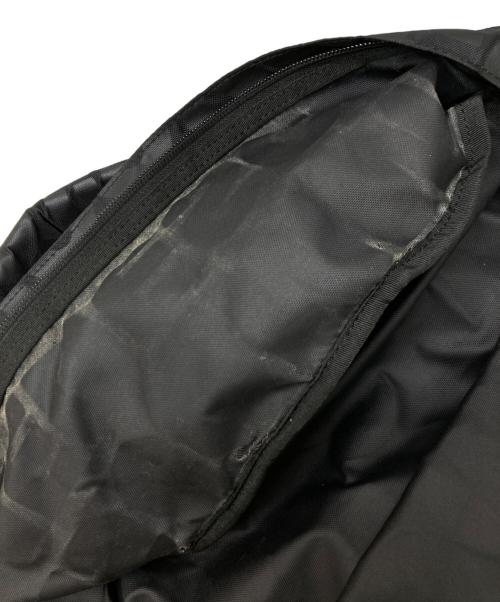 COMME des GARCONS BLACKMARKET（コムデギャルソンブラックマーケット）COMME des GARCONS BLACKMARKET (コムデギャルソンブラックマーケット) ロゴナイロンリュック ブラックの古着・服飾アイテム