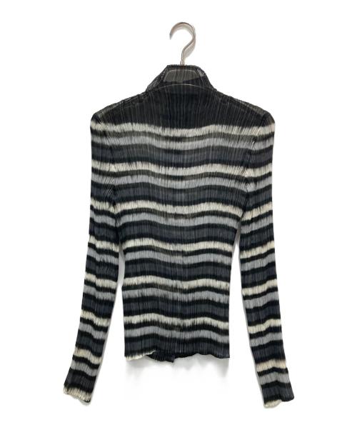 ISSEY MIYAKE FETE（イッセイミヤケフェット）ISSEY MIYAKE FETE (イッセイミヤケフェット) プリーツ シフォン シャツ ブラック サイズ:2の古着・服飾アイテム