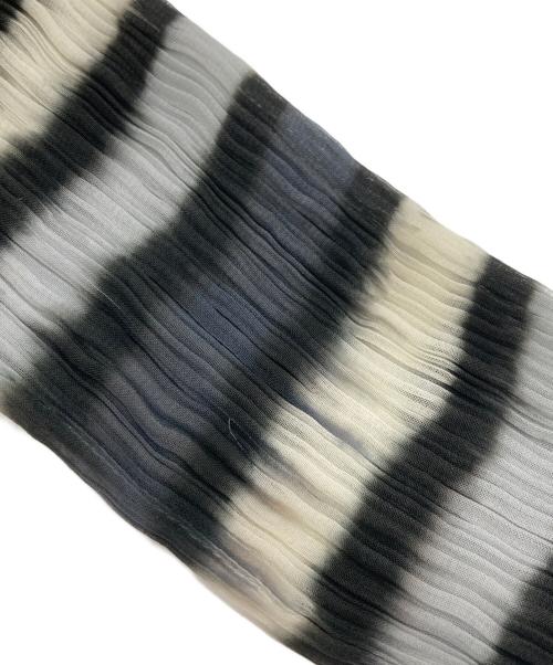 ISSEY MIYAKE FETE（イッセイミヤケフェット）ISSEY MIYAKE FETE (イッセイミヤケフェット) プリーツ シフォン シャツ ブラック サイズ:2の古着・服飾アイテム