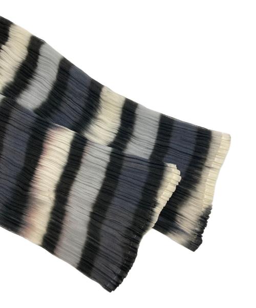 ISSEY MIYAKE FETE（イッセイミヤケフェット）ISSEY MIYAKE FETE (イッセイミヤケフェット) プリーツ シフォン シャツ ブラック サイズ:2の古着・服飾アイテム
