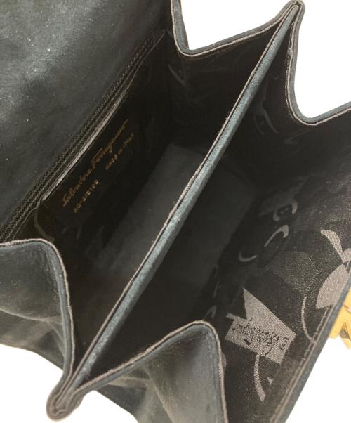 Salvatore Ferragamo（サルヴァトーレ フェラガモ）Salvatore Ferragamo (サルヴァトーレ フェラガモ) スウェードガンチーニハンドバッグ ブラックの古着・服飾アイテム