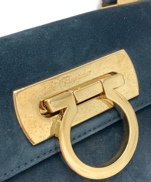 Salvatore Ferragamo（サルヴァトーレ フェラガモ）Salvatore Ferragamo (サルヴァトーレ フェラガモ) スウェードガンチーニハンドバッグ ブラックの古着・服飾アイテム