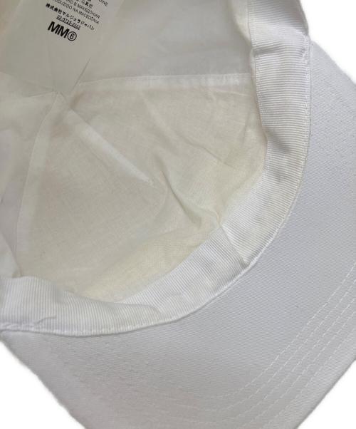 Maison Margiela（メゾンマルジェラ）Maison Margiela (メゾンマルジェラ) ロゴキャップ ホワイトの古着・服飾アイテム