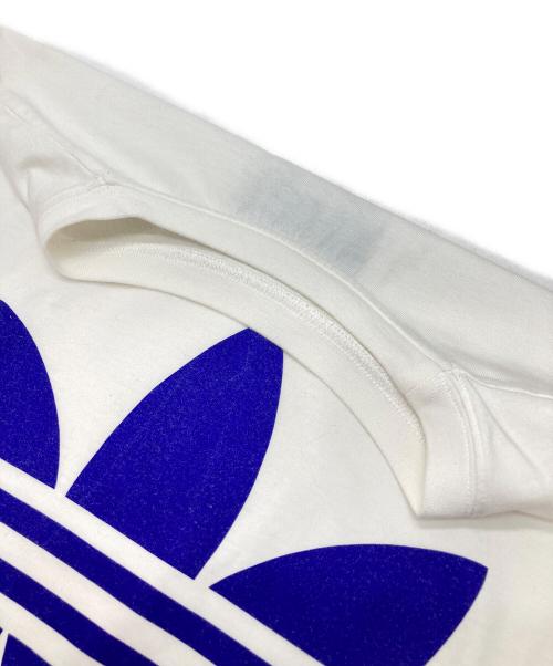 adidas（アディダス）adidas (アディダス) GUCCI (グッチ) コラボロゴプリントTシャツ ホワイト サイズ:XSの古着・服飾アイテム