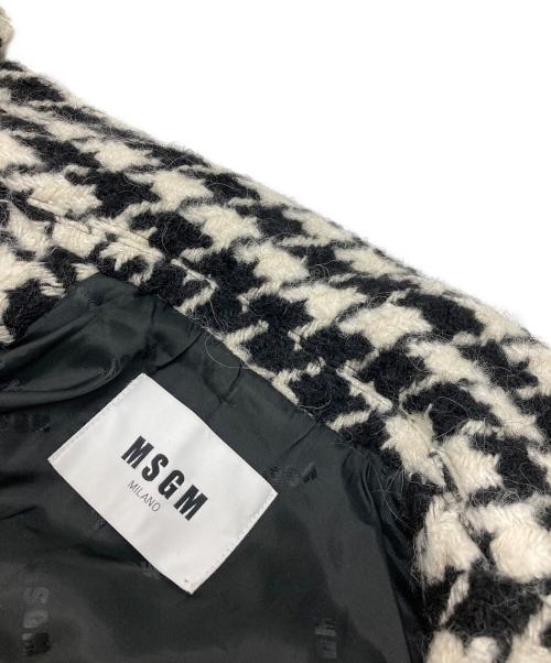 MSGM（エムエスジーエム）MSGM (エムエスジーエム) 千鳥格子ウールダブルコート ホワイト×ブラック サイズ:38の古着・服飾アイテム