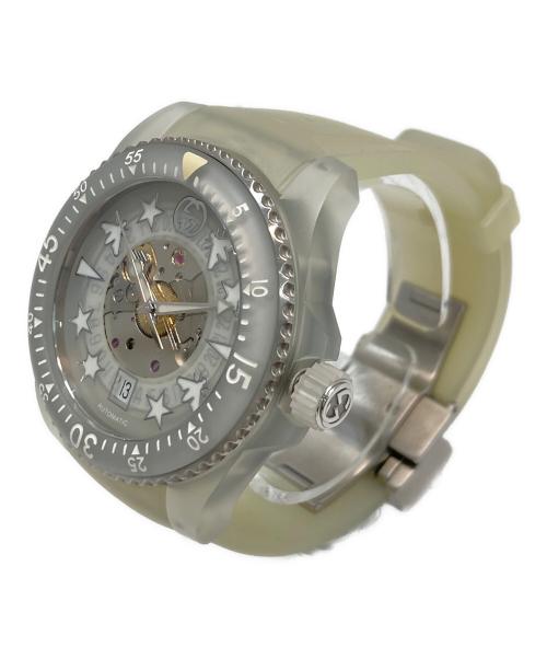 GUCCI（グッチ）GUCCI (グッチ) DIVE グレーの古着・服飾アイテム