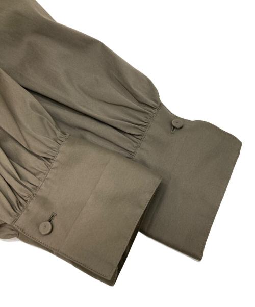 EPOCA（エポカ）EPOCA (エポカ) コットンナイロンストレッチギャザーブラウス オリーブ サイズ:40の古着・服飾アイテム